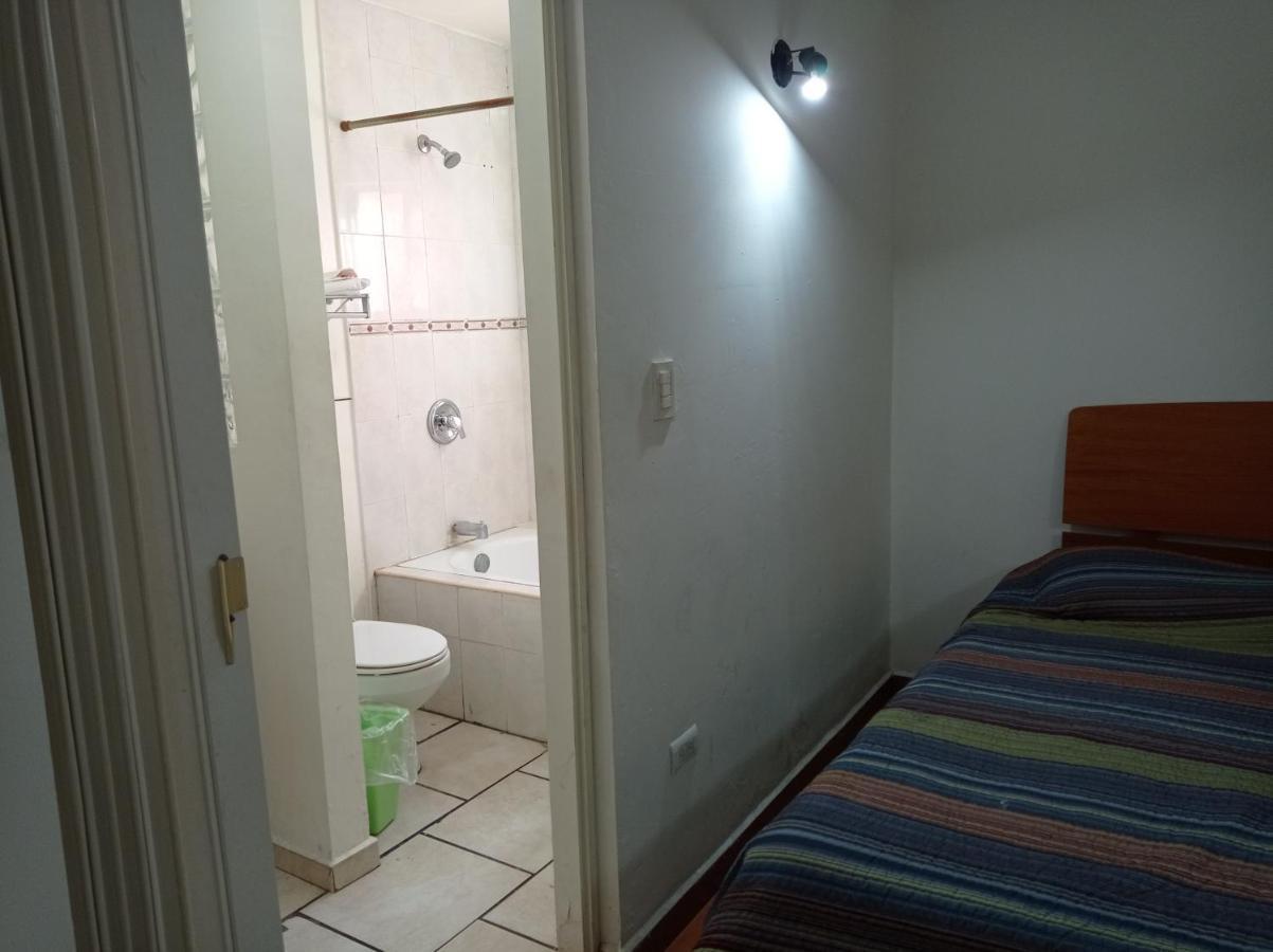 Confort Ejecutivo Suites Lindavista Guadalupe  Esterno foto