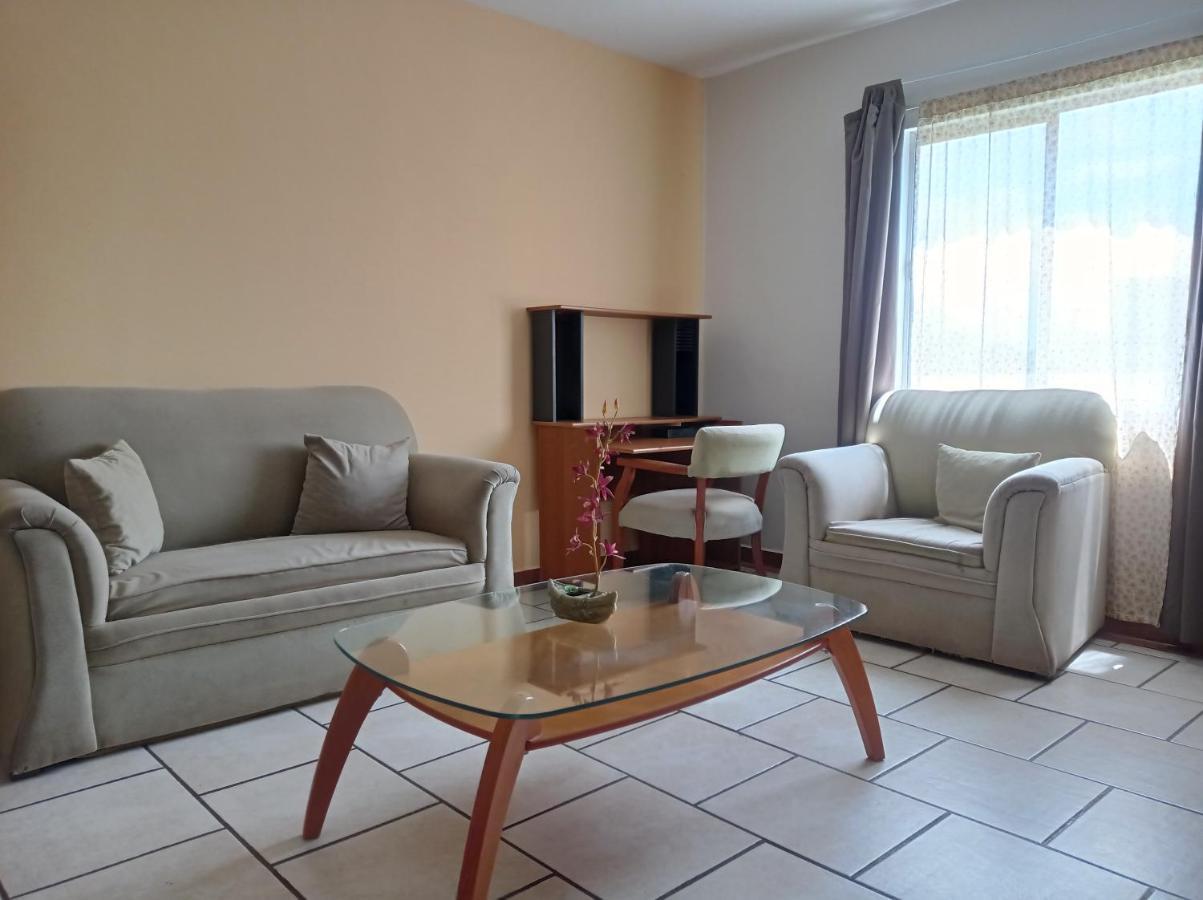 Confort Ejecutivo Suites Lindavista Guadalupe  Esterno foto