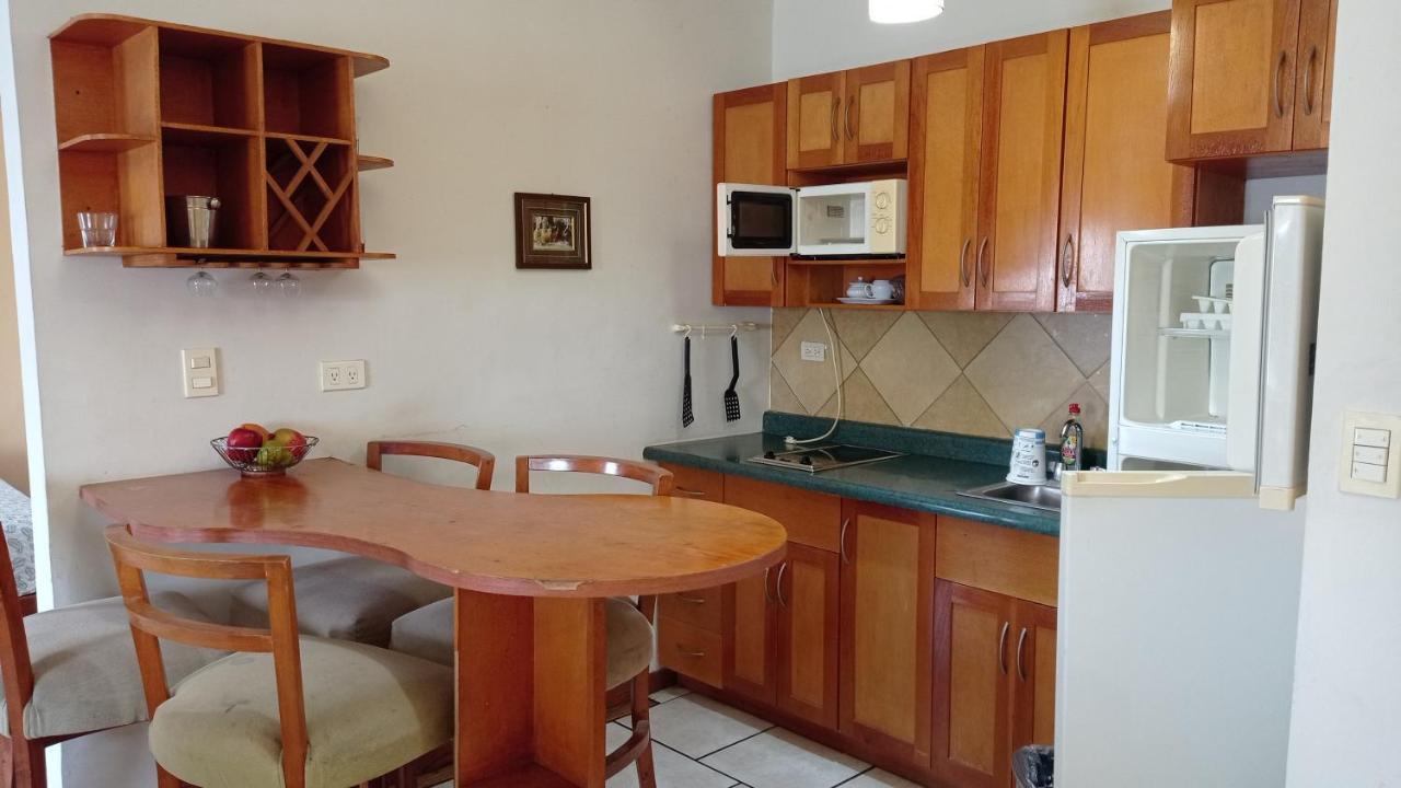 Confort Ejecutivo Suites Lindavista Guadalupe  Esterno foto