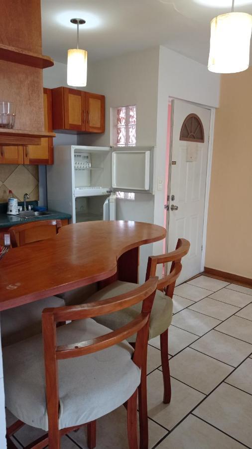 Confort Ejecutivo Suites Lindavista Guadalupe  Esterno foto