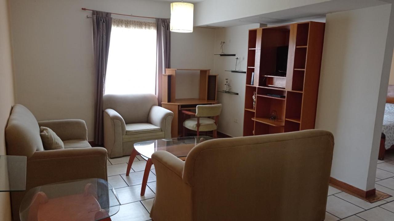 Confort Ejecutivo Suites Lindavista Guadalupe  Esterno foto