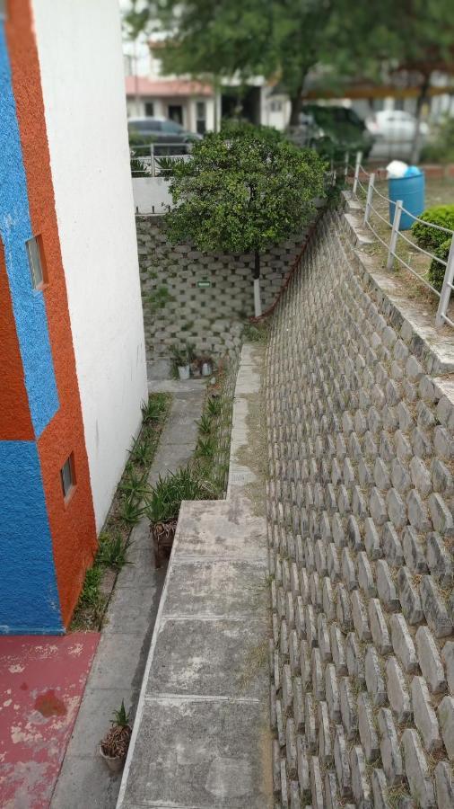 Confort Ejecutivo Suites Lindavista Guadalupe  Esterno foto