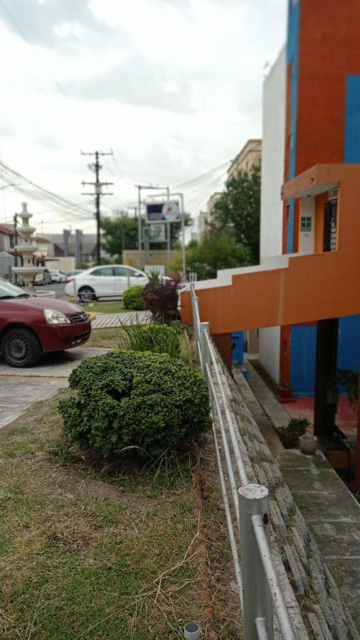 Confort Ejecutivo Suites Lindavista Guadalupe  Esterno foto