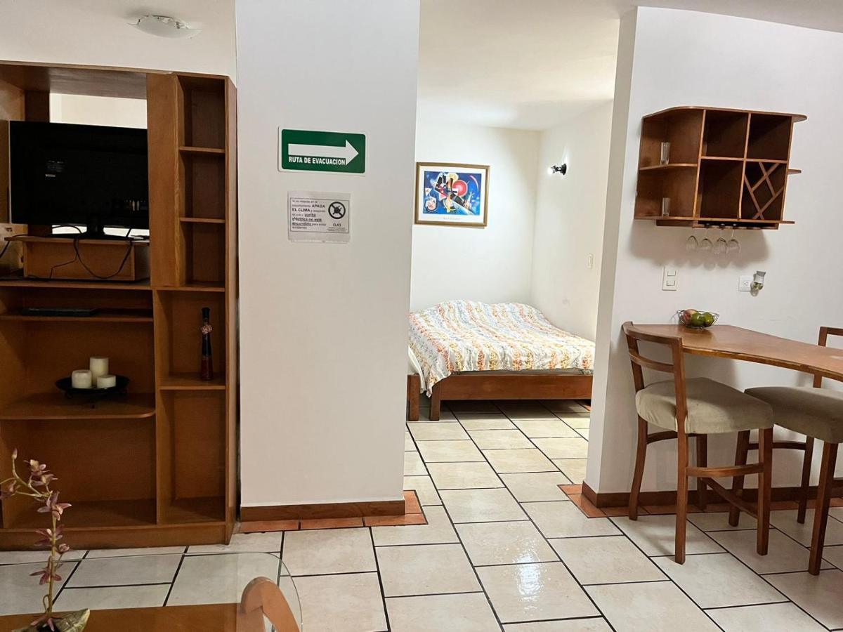 Confort Ejecutivo Suites Lindavista Guadalupe  Esterno foto